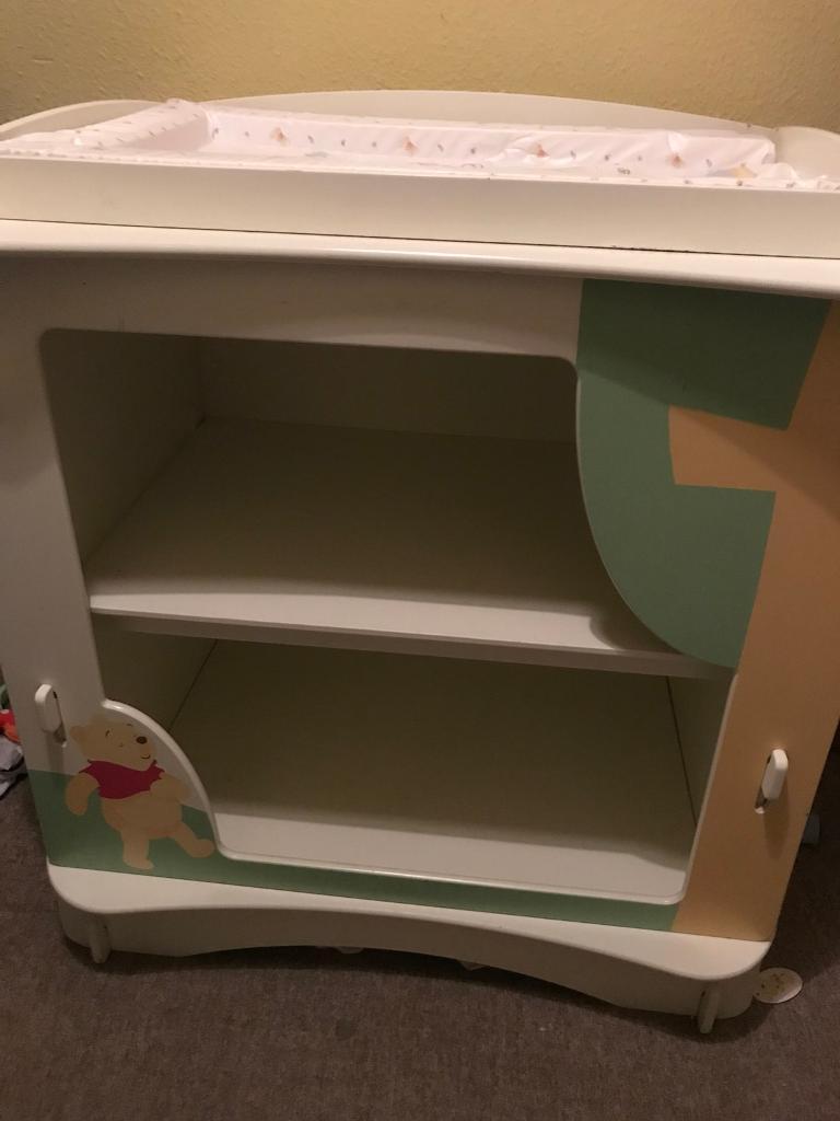 winnie the pooh changing unit